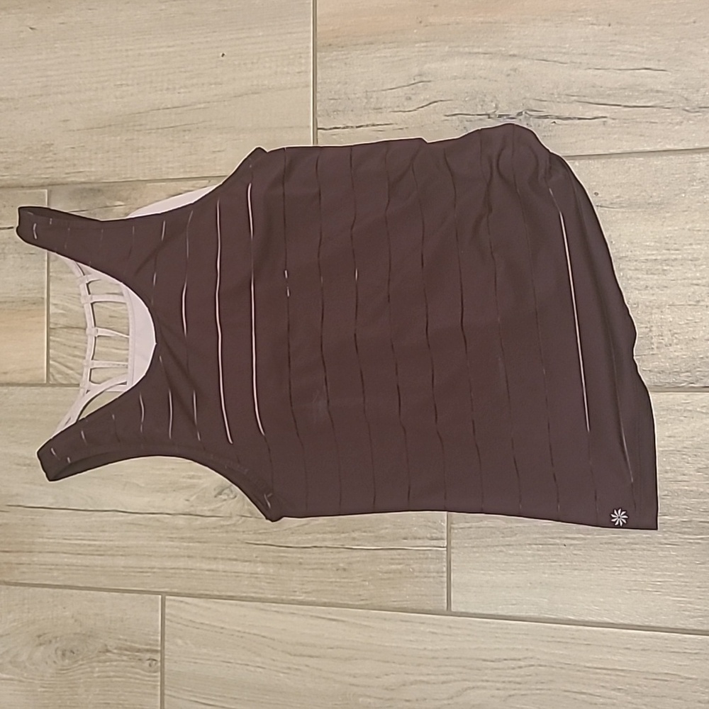Athleta mauve tank top w/bra